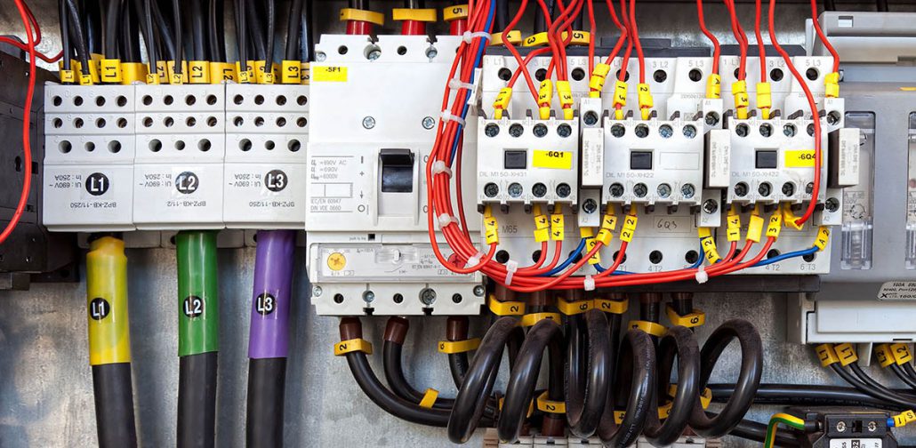 تجهیزات داخلی تابلو برق صنعتی
